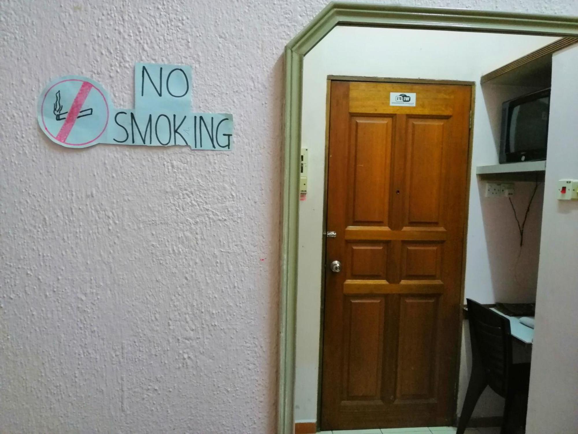 New Budget Inn Hotel Chukai Dış mekan fotoğraf