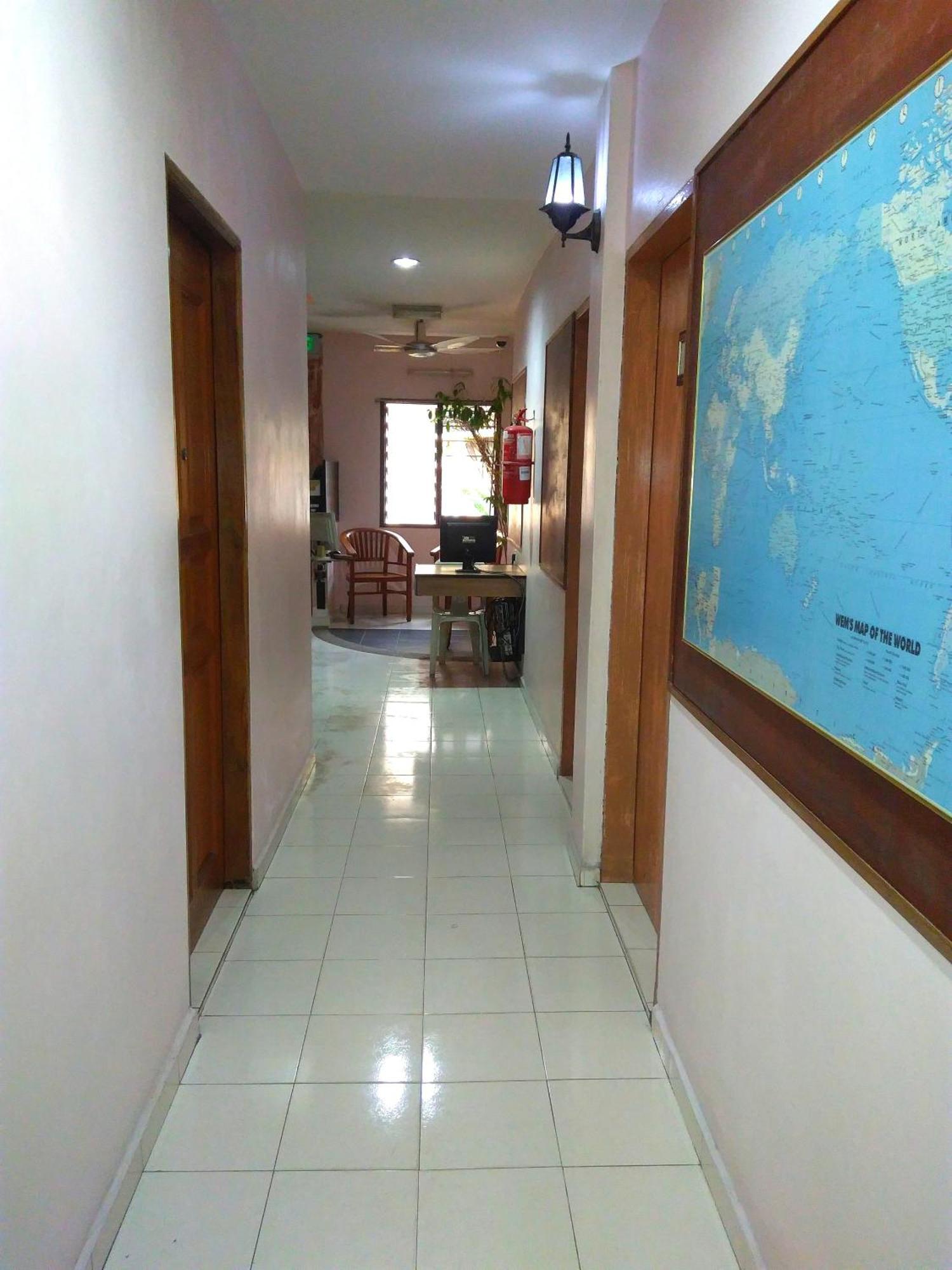 New Budget Inn Hotel Chukai Dış mekan fotoğraf