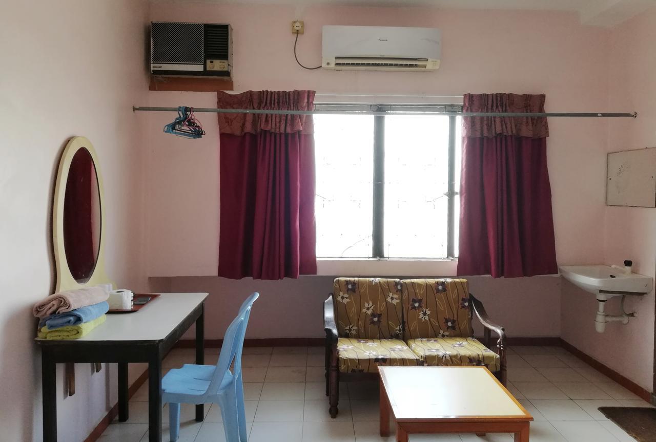 New Budget Inn Hotel Chukai Dış mekan fotoğraf